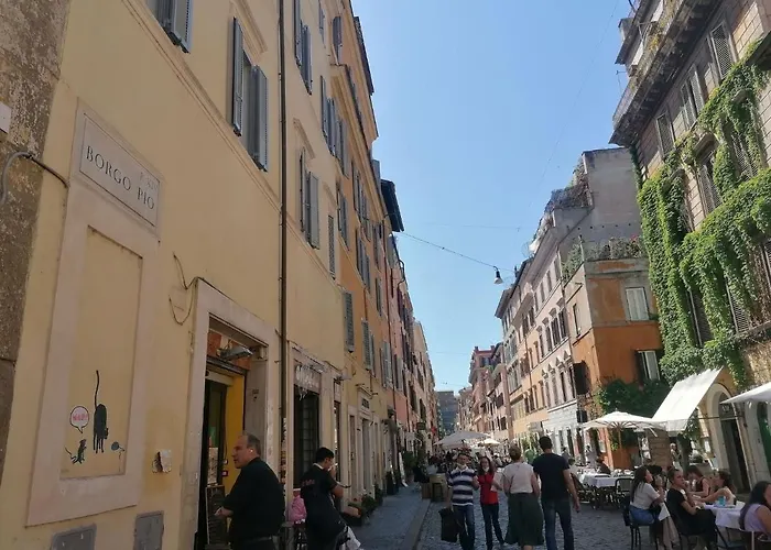Borgo Pio Daire *