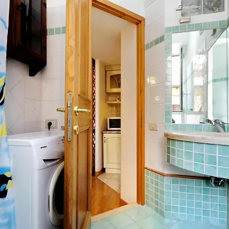 Borgo Pio Apartment *